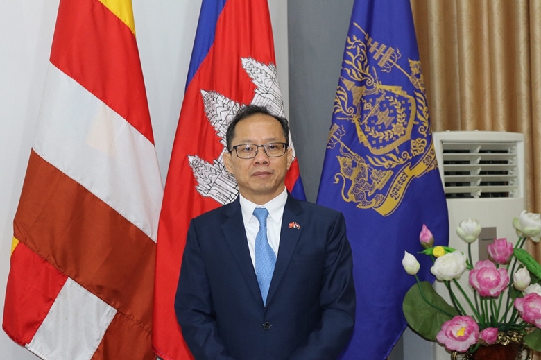 Embajador Chay Navuth  ¡Si no hubiera voluntarios vietnamitas, tal vez no estaría yo ahora