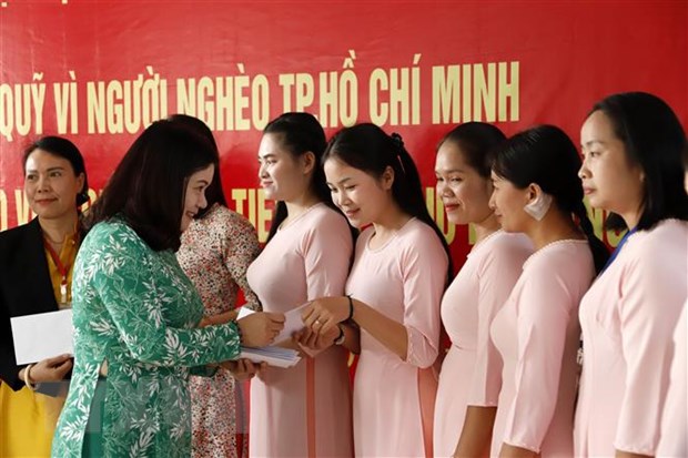 Aumenta la cooperación educativa entre Vietnam y Laos