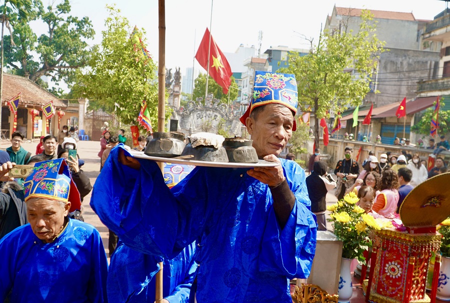 Explorar el exclusivo concurso de cocina de arroz Thi Cam en Hanói
