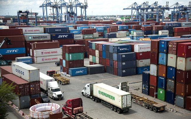 Vietnam registra superávit comercial de 3 mil 600 millones de dólares en enero