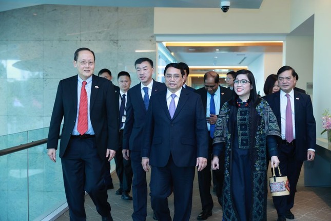 El Primer Ministro comienza su visita de trabajo a Singapur