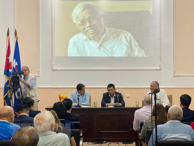 Cuba otorga prestigiosa distinción a periodista vietnamita