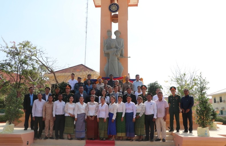 Se pone en funcionamiento el Monumento de Amistad de Vietnam-Camboya