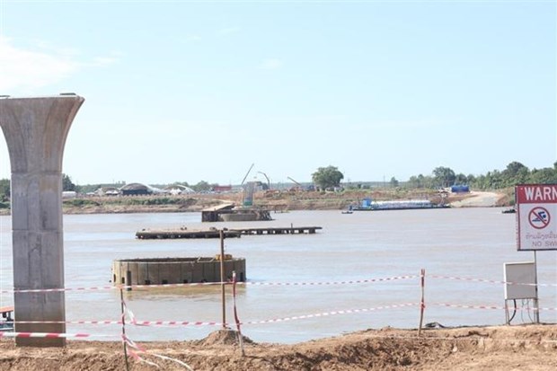 Impulso a la conexión del transporte con Laos y Tailandia