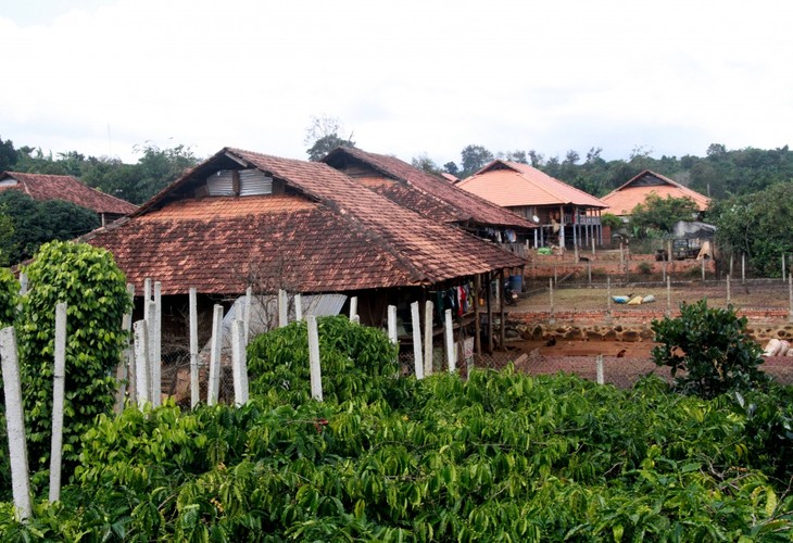 La aldea cultural de la comunidad étnica de Nung An en las Tierras Altas Centrales