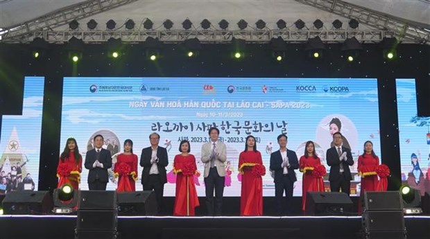 Ceremonia de apertura del Festival Cultural Coreano en Lao Cai-Sa Pa 2023
