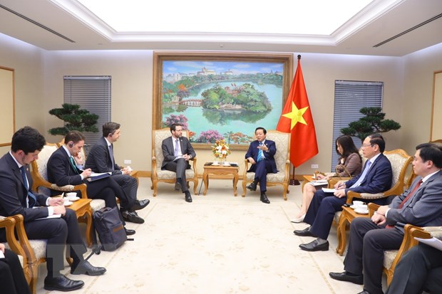 Vietnam promueve la cooperación de transición energética a nivel global