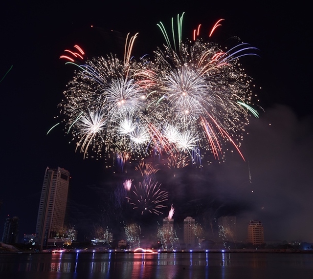 Festival Internacional de Fuegos Artificiales de Da Nang 2023 “Un mundo sin distancia”