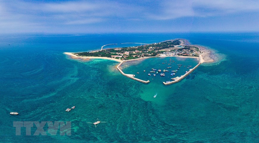 Vida cotidiana en la isla de Bach Long Vy