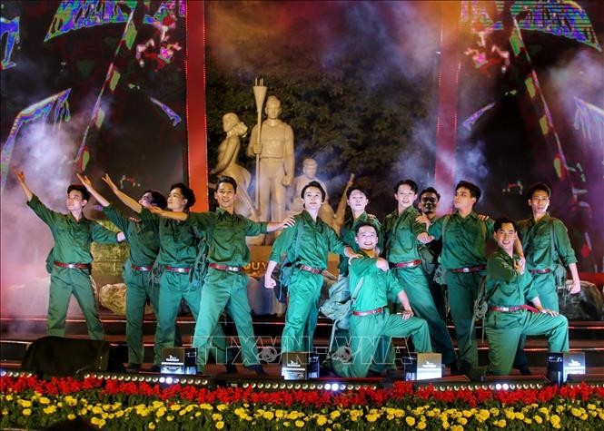 Conmovido programa artístico de gratitud a los soldados encarcelados