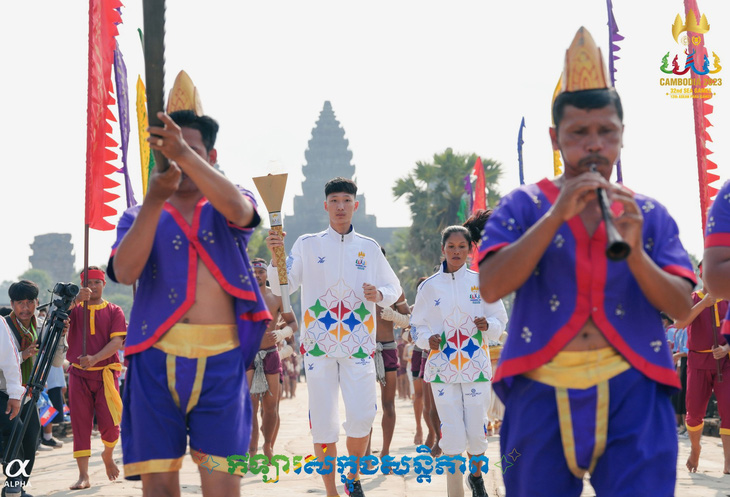 La antorcha de los SEA Games 32 llega a Vietnam