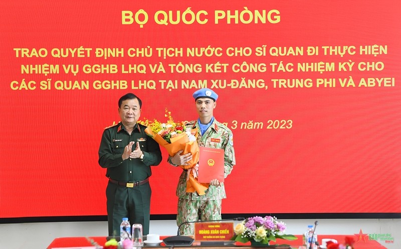 Vietnam envía más oficiales a misiones de paz de la ONU