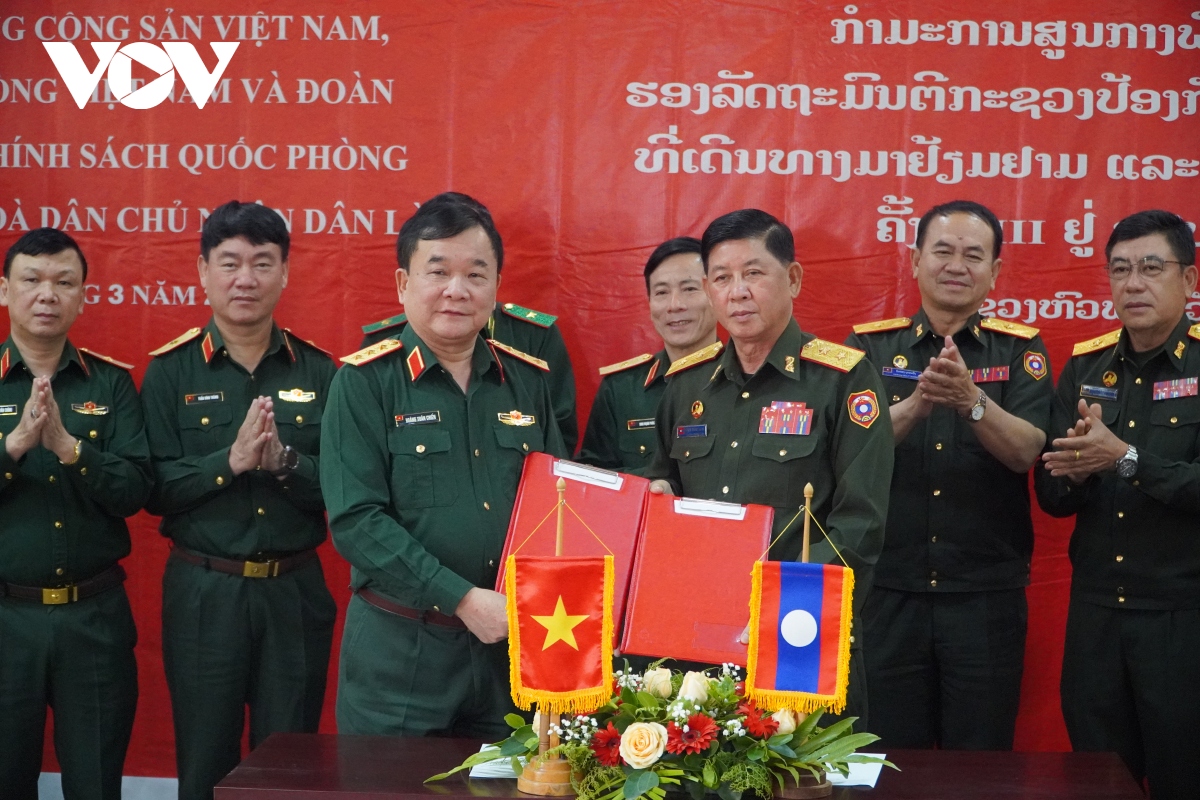 Vietnam y Laos celebran tercer diálogo sobre política de defensa