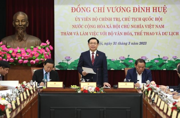 Buscan perfeccionar instituciones sobre la cultura en Vietnam