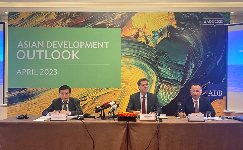 El pronóstico del PIB de Vietnam alcanzará el 6,5 en 2023, según el BAD