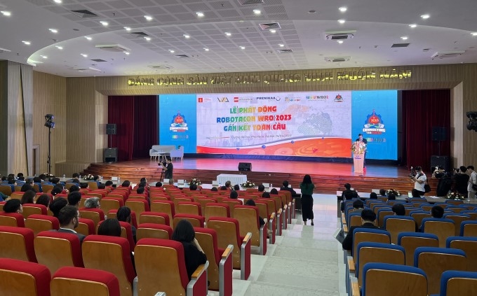 Lanzan en Vietnam concurso de robótica mundial ROBOTACON WRO 2023