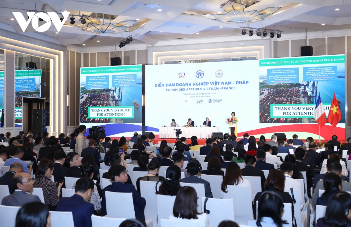 Foro empresarial presenta oportunidades de cooperación Vietnam-Francia