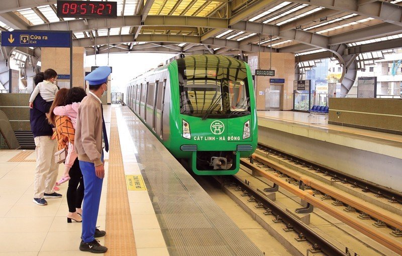 Tren urbano Cat Linh-Ha Dong atiende a más 2,65 millones de pasajeros