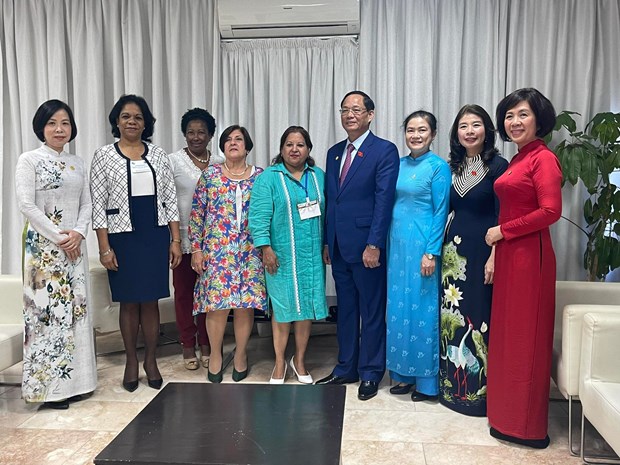 Fortalecimiento de relaciones entre la Unión de Mujeres de Vietnam y su agrupación homóloga de Cuba