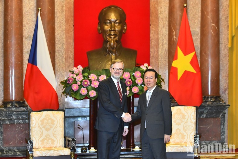 Impulso de relaciones de amistad Vietnam-República Checa