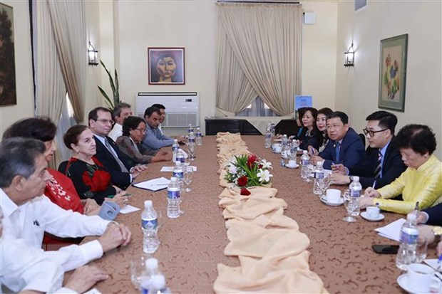 Consolidar aún más la amistad Vietnam-Cuba