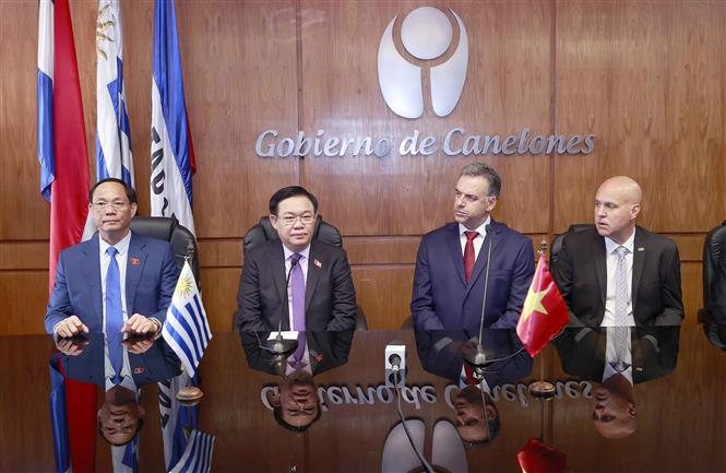 El presidente del Parlamento vietnamita se reúne con el gobernador de la provincia uruguaya de Canelones