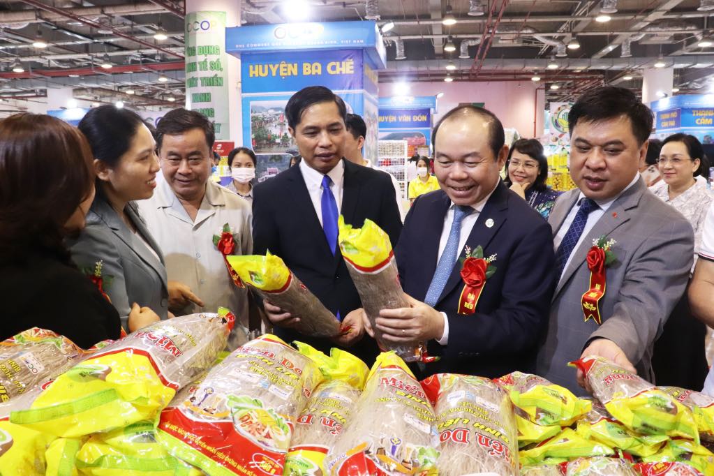 Comienza la Feria de Verano de OCOP en la provincia de Quang Ninh