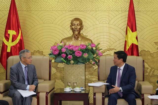 Fortalecimiento de la cooperación Vietnam-China en materia de la información al exterior