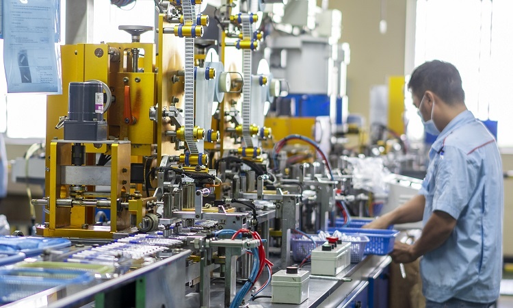 Las empresas vietnamitas invierten casi 22 000 millones de dólares en el extranjero