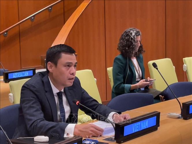 Vietnam propone el aumento de la cooperación internacional para el desarrollo sostenible de los países de ingreso mediano