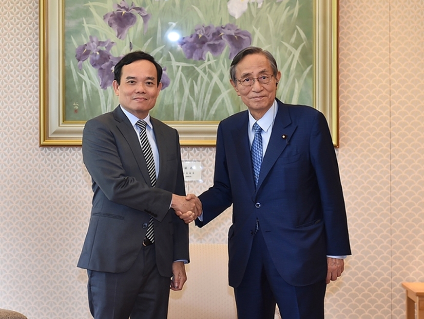 El viceprimer ministro se reúne con presidente de Sri Lanka y presidente de la Cámara de Representantes de Japón