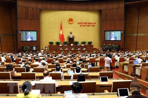 El quinto período de sesiones de la Asamblea Nacional entra en la quinta jornada de trabajo