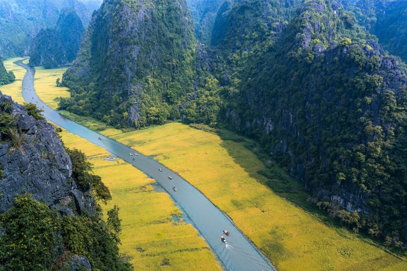 Ninh Binh Inauguración de la semana del turismo El color dorado de Tam Coc - Trang An