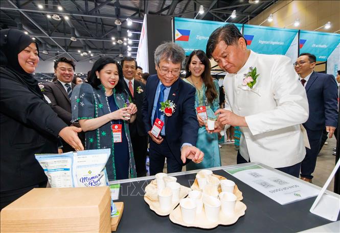 Empresas vietnamitas participan en la mayor feria alimentaria de Corea del Sur