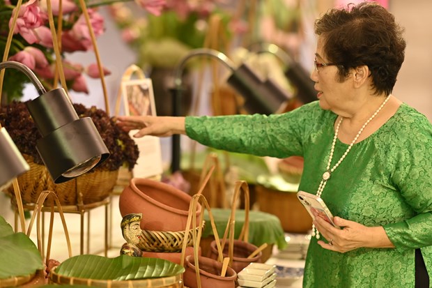 Chef Anh Tuyet Feliz y orgullosa al tener Hanói restaurantes con estrellas Michelin