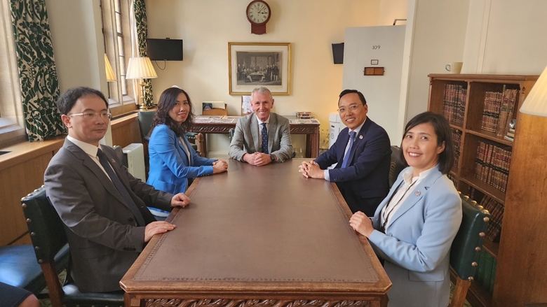 Sigue profundizando la Asociación Estratégica Vietnam - Reino Unido