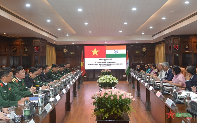 Fortalecimiento de la cooperación Vietnam-India en materia de defensa