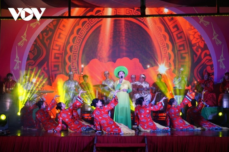 Dong Thap preserva y promueve valores de “Don ca tai tu”