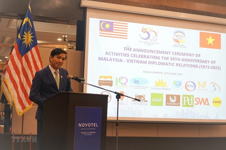 Ceremonia de anuncio de las actividades para celebrar el 50 º aniversario del establecimiento de relaciones entre Vietnam y Malasia