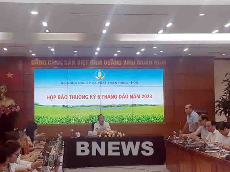 Sector agrosilvícola y acuícola de Vietnam se esfuerza por alcanzar 55 mil millones de dólares en 2023