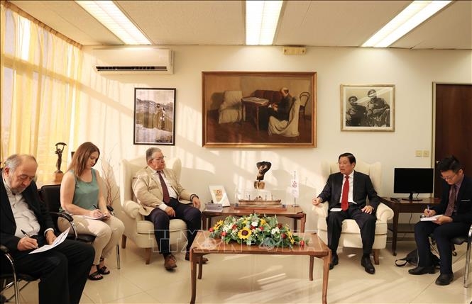 Fomento de la amistad y la cooperación entre Vietnam y Grecia
