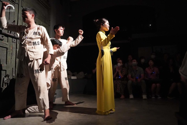 Fuerte aumento de turistas que visitan el patrimonio cultural y las reliquias de Hanói