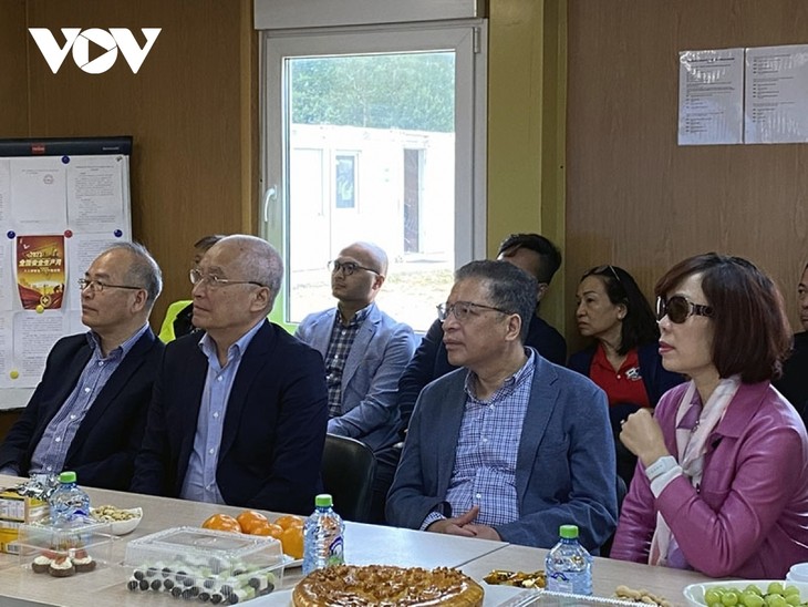 El embajador vietnamita en Rusia, Dang Minh Khoi, visita a la provincia rusa de Kaluga