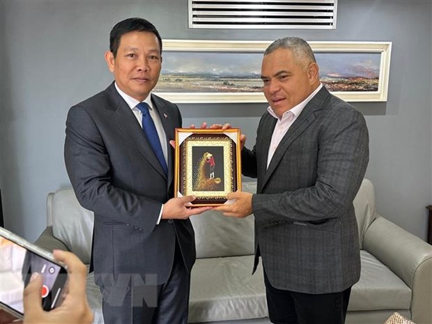 Vietnam decidida a estrechar cooperación con localidades venezolanas