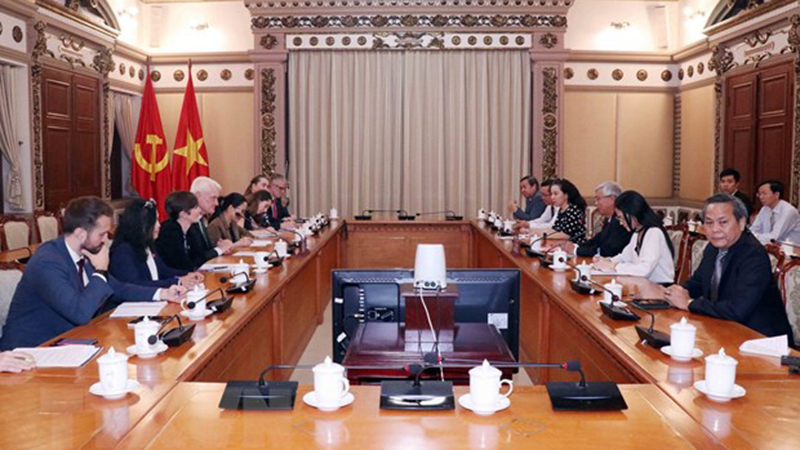 Ciudad Ho Chi Minh y Reino Unido promueven cooperación en crecimiento verde