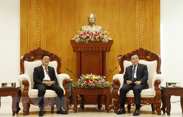 Impulso a la cooperación multisectorial entre Nghe An y localidades laosianas