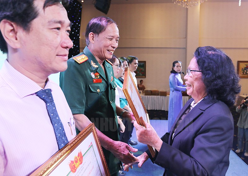 Ciudad Ho Chi Minh Actividades benéficas en ayuda a las víctimas de dioxina naranja