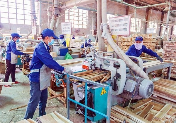 Productores vietnamitas impulsan la promoción comercial de muebles madereros