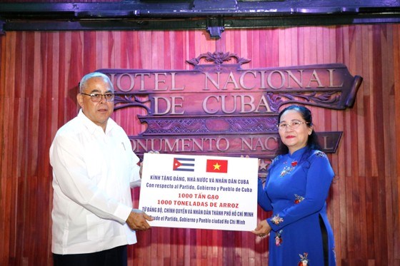 Ciudad Ho Chi Minh estrecha la amistad y la cooperación con La Habana