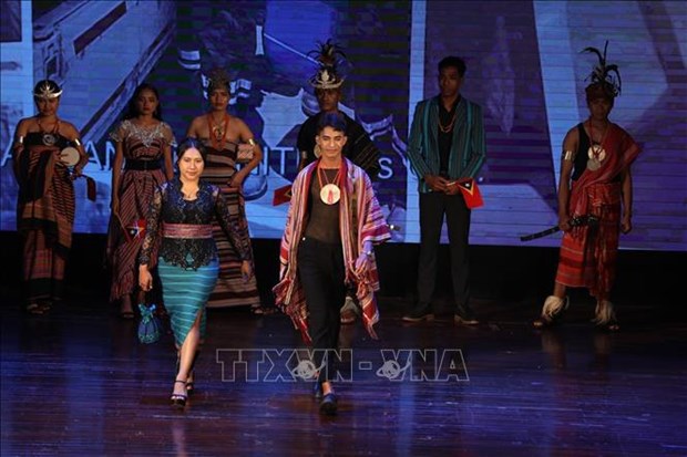 Efectúan programa artístico en honor a la cultura de países de ASEAN